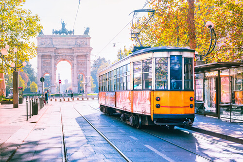 Milan tour package: Explore the city of fashion, design, and culture